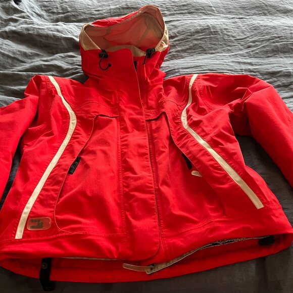 Women's Eider Red Goretex Ski Snowboard Jacket Size 38 (Small/Medium) - Picture 1 of 13